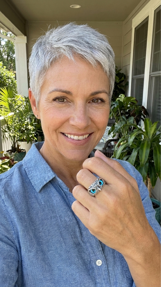 Glückseule – Verstellbarer Ring aus Silber mit Opal