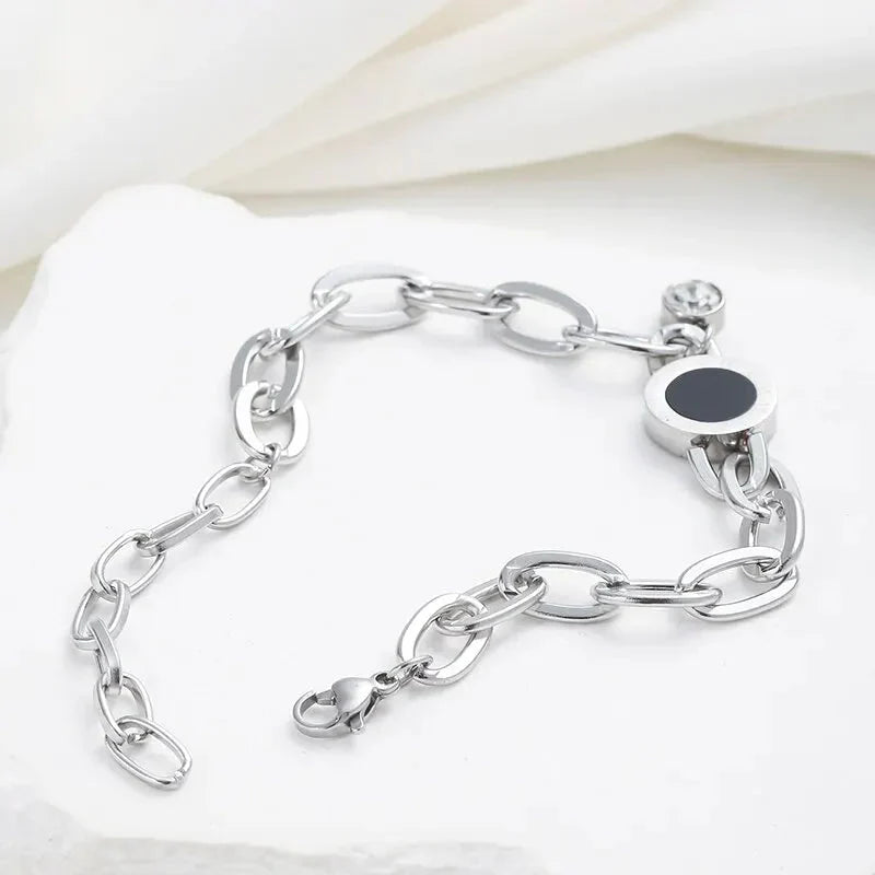 Nicole | Trendy Pendant Bracelet