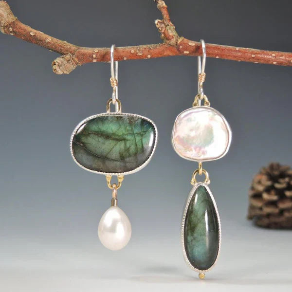 1+1 Offer: Vintage Natural Stone Earrings in Silver + Vintage Natural Silver Ring