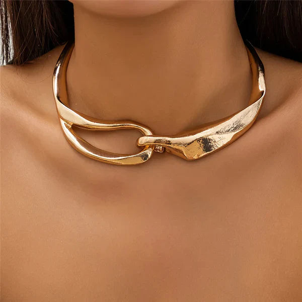 1+1 Offer: Cynthia | Gold Earrings with Pearls + Vintage Golden Necklace