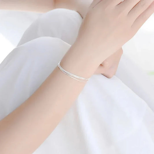 Fine and elegant silver bracelet