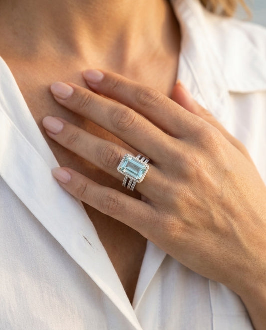 Model wearing Vintage Silver Turquoise Glass Ring Set (3 Rings)